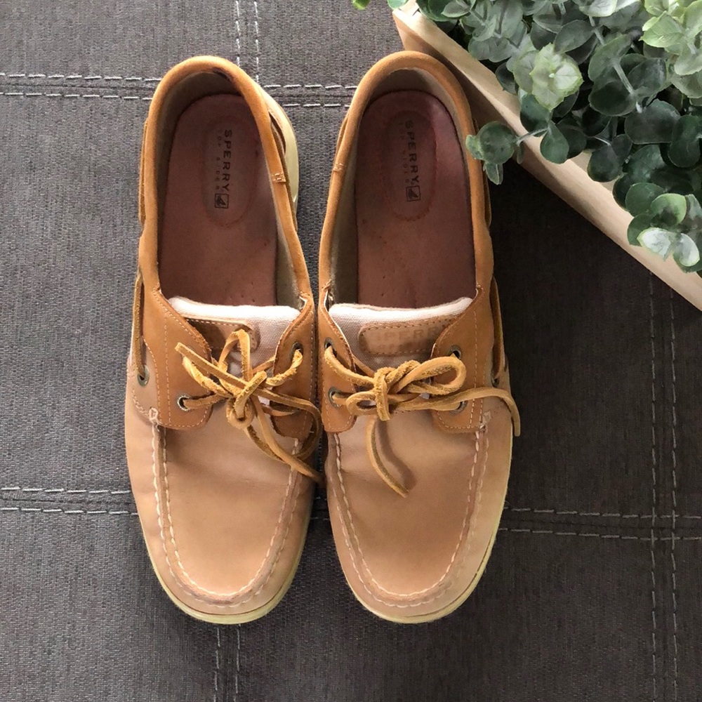 SPERRY TOPSIDER Boat Shoe - Good Condition!